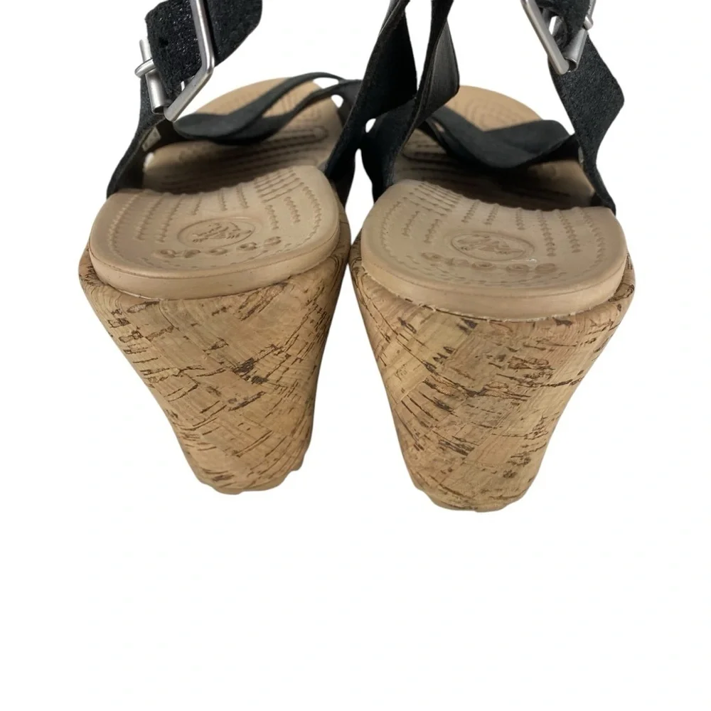 CROCS this pair